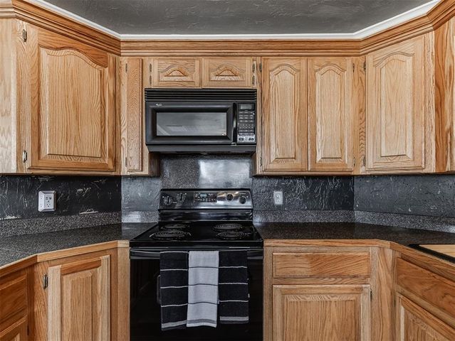 525 Waterview Road, Oklahoma City, OK 73170