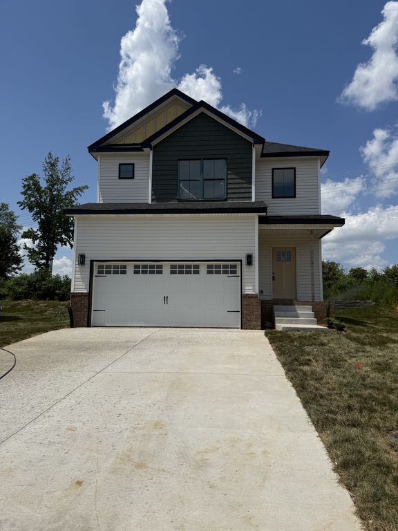 317 Wesson Dr, Clarksville, TN 37043