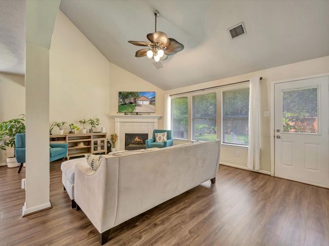 3526 Bay Ledge, Friendswood, TX 77546
