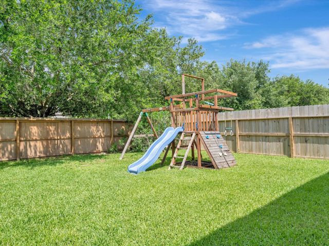 3526 Bay Ledge, Friendswood, TX 77546