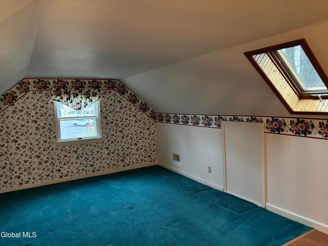 1 Elinor Place, Colonie, NY 12110