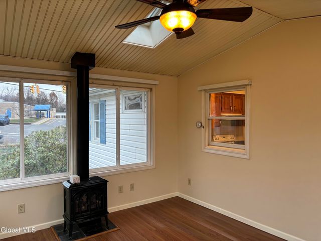 1 Elinor Place, Colonie, NY 12110