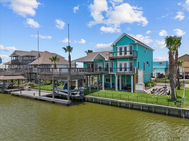 45 Dolphin Street, Bayou Vista, TX 77563