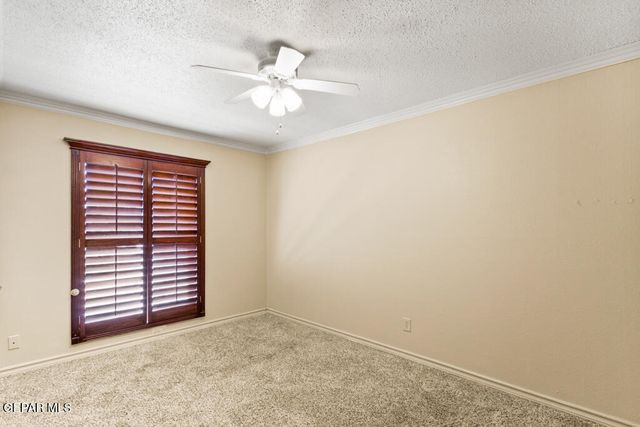 10325 N N Cardigan Drive, El Paso, TX 79925