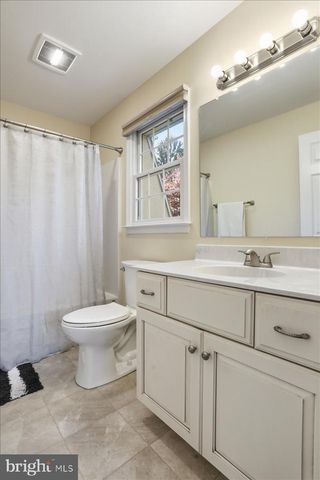 19715 MEADOWBROOK RD, Hagerstown, MD 21742