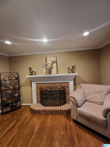 313 NE 41ST AVENUE, Center Point, AL 35215