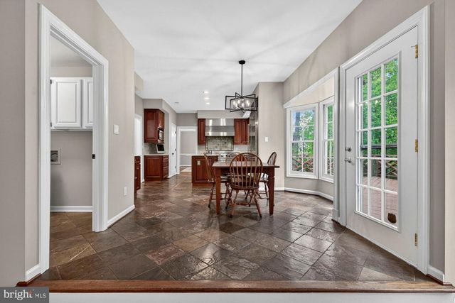 6303 ROCKBRIDGE PL, Centreville, VA 20120