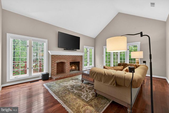 6303 ROCKBRIDGE PL, Centreville, VA 20120