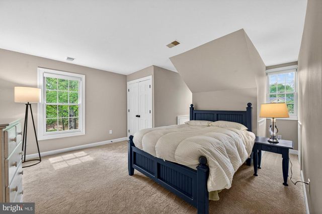 6303 ROCKBRIDGE PL, Centreville, VA 20120
