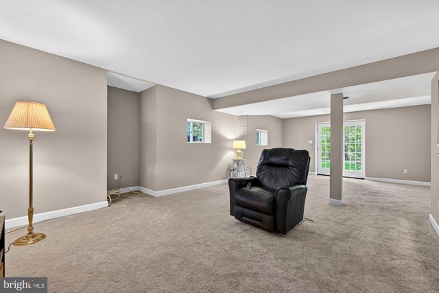 6303 ROCKBRIDGE PL, Centreville, VA 20120