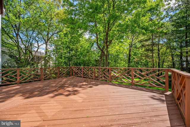 6303 ROCKBRIDGE PL, Centreville, VA 20120