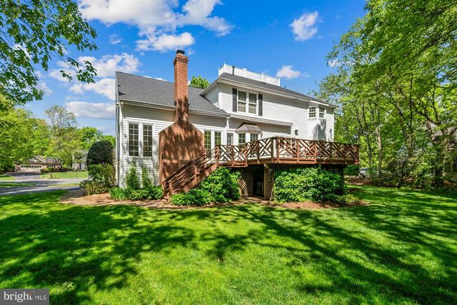 6303 ROCKBRIDGE PL, Centreville, VA 20120