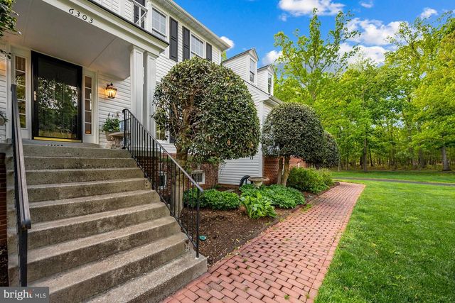 6303 ROCKBRIDGE PL, Centreville, VA 20120
