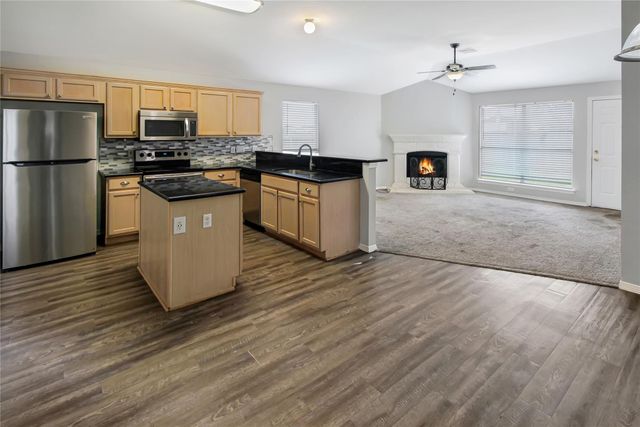 17239 Ranch Country Road, Hockley, TX 77447