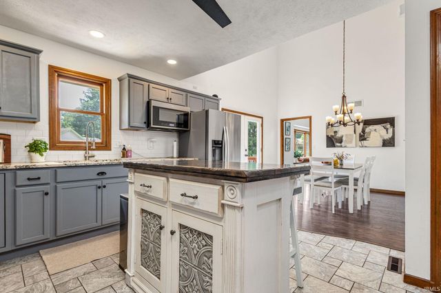 15550 Windfield Lane, Granger, IN 46530