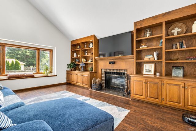 15550 Windfield Lane, Granger, IN 46530