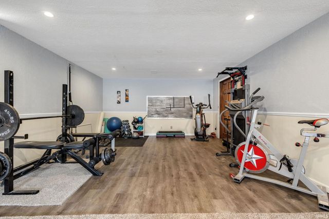 15550 Windfield Lane, Granger, IN 46530