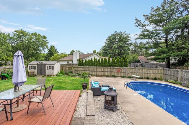 15550 Windfield Lane, Granger, IN 46530