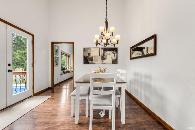 15550 Windfield Lane, Granger, IN 46530