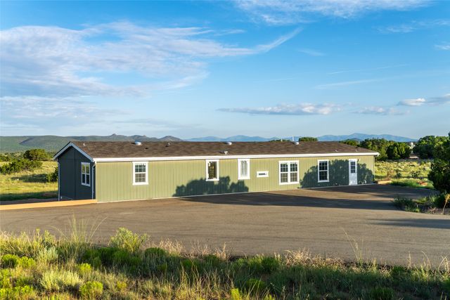 12 Wildlife Way, Santa Fe, NM 87506