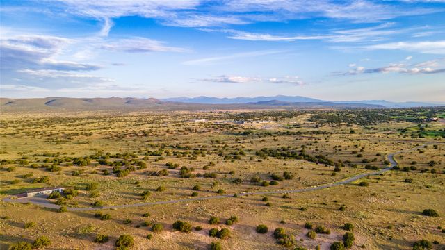 12 Wildlife Way, Santa Fe, NM 87506