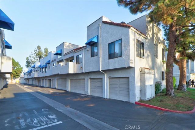 652 Park Shadow Court 39, Baldwin Park, CA 91706