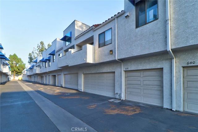 652 Park Shadow Court 39, Baldwin Park, CA 91706