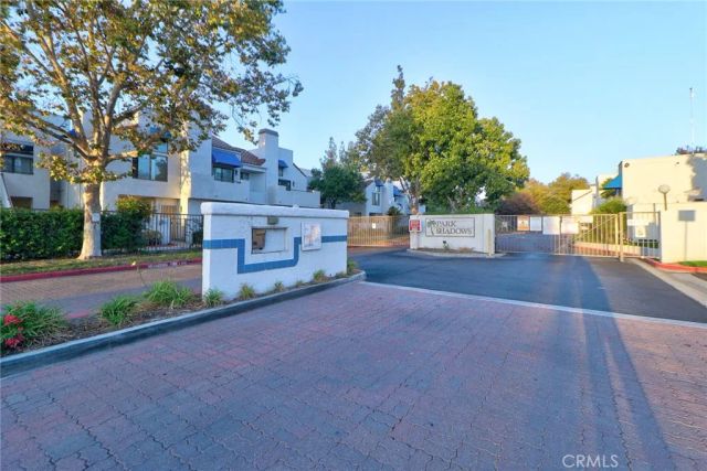 652 Park Shadow Court 39, Baldwin Park, CA 91706
