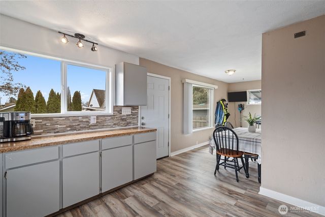 602 Burcham Street, Kelso, WA 98626