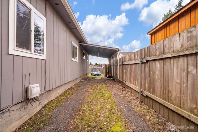 602 Burcham Street, Kelso, WA 98626