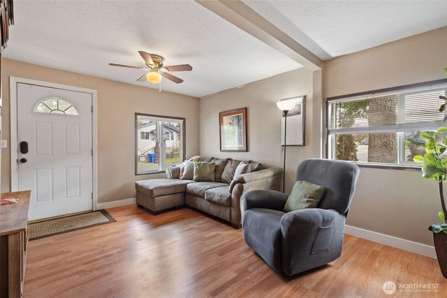 602 Burcham Street, Kelso, WA 98626