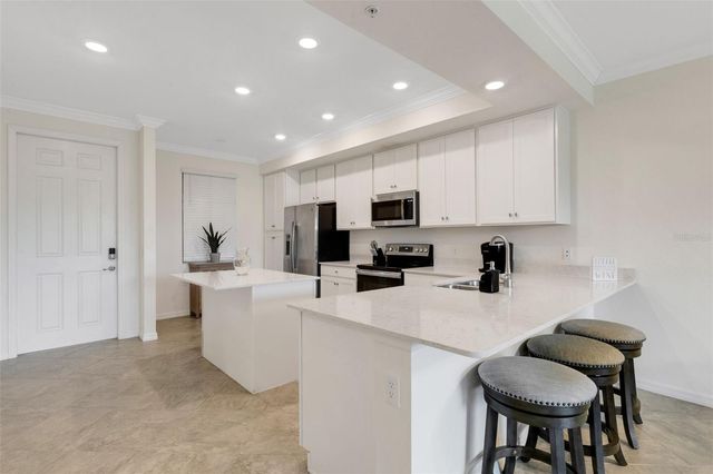 17510 GAWTHROP DRIVE 204, Bradenton, FL 34211