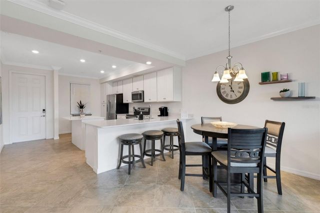 17510 GAWTHROP DRIVE 204, Bradenton, FL 34211