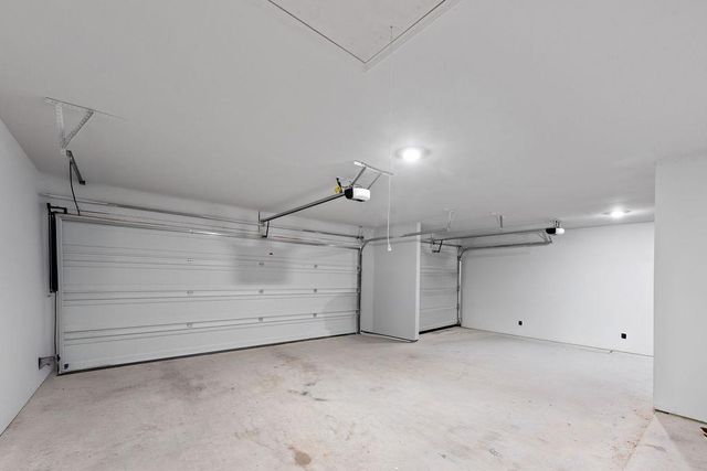 213 Gauge RD, Thorndale, TX 76577