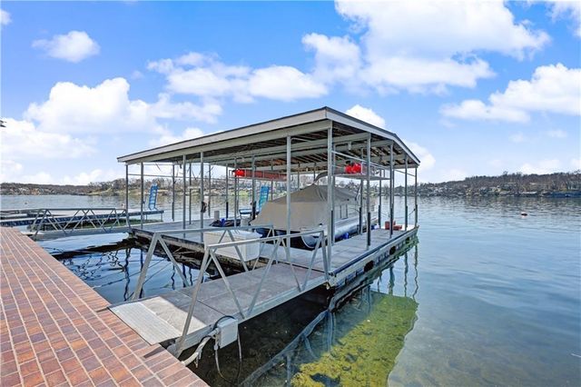 11 & 10 F Street, Lake Lotawana, MO 64086