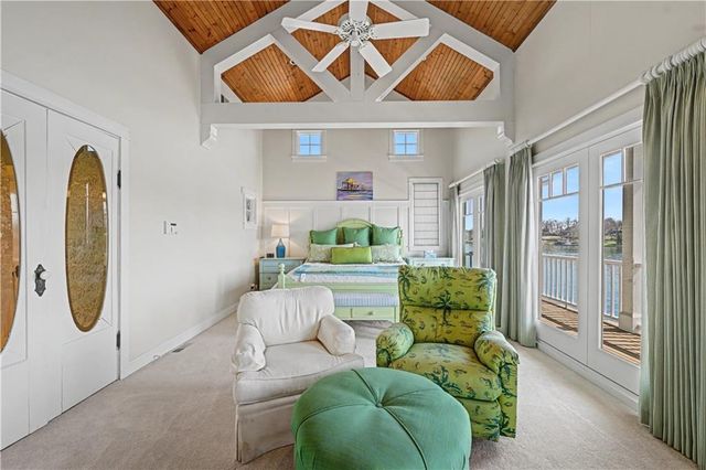 11 & 10 F Street, Lake Lotawana, MO 64086