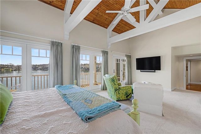 11 & 10 F Street, Lake Lotawana, MO 64086