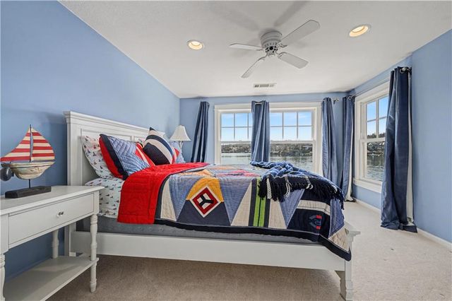 11 & 10 F Street, Lake Lotawana, MO 64086