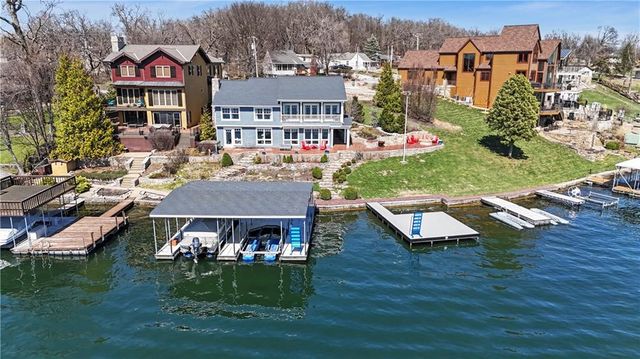 11 & 10 F Street, Lake Lotawana, MO 64086