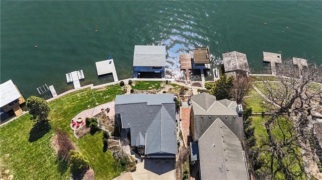 11 & 10 F Street, Lake Lotawana, MO 64086