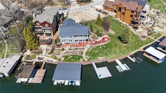 11 & 10 F Street, Lake Lotawana, MO 64086