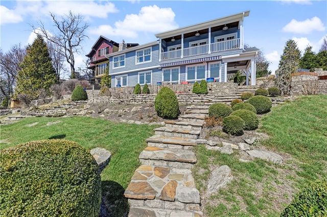 11 & 10 F Street, Lake Lotawana, MO 64086