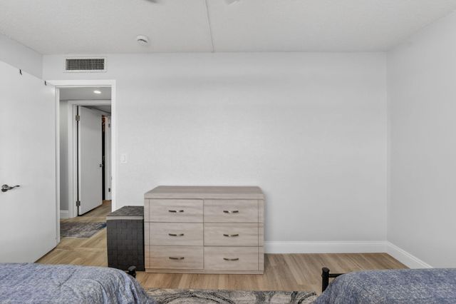 5700 NW 2nd Avenue 711, Boca Raton, FL 33487