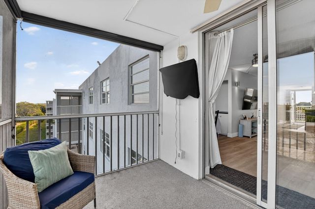 5700 NW 2nd Avenue 711, Boca Raton, FL 33487