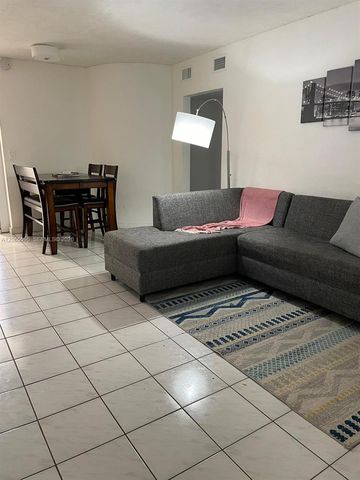 3551 SW 11th Street 7B, Miami, FL 33135