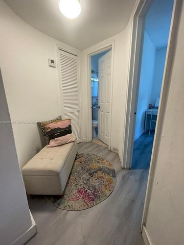 3551 SW 11th Street 7B, Miami, FL 33135