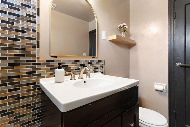 2600 23rd Ave, Sacramento, CA 95820