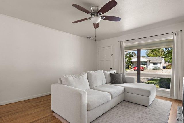 2600 23rd Ave, Sacramento, CA 95820