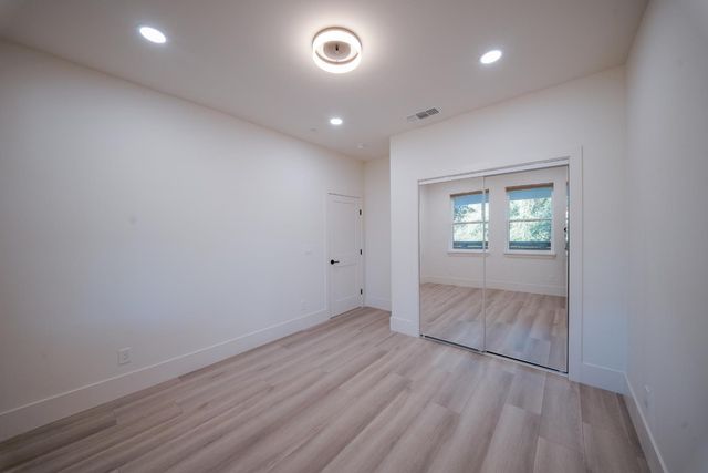 5696 San Juan Ave, Citrus Heights, CA 95610
