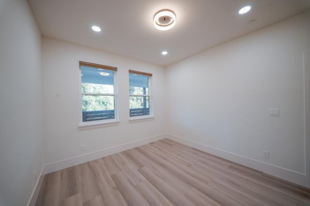 5696 San Juan Ave, Citrus Heights, CA 95610